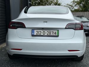 212 Tesla Model 3 Standard Range Plus - Image 4