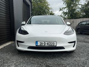211 Tesla Model 3 Standard Range Plus - Image 2