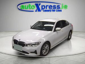 BMW 3-Series 320D xDrive Automatic. - Image 3