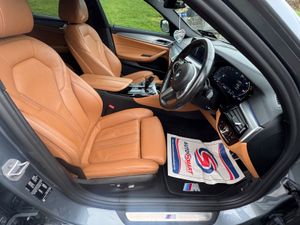 BMW 5-Series 2020 msport - Image 4