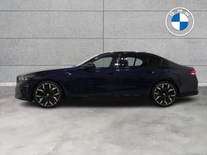 BMW 5-Series 530e M Sport - Image 4