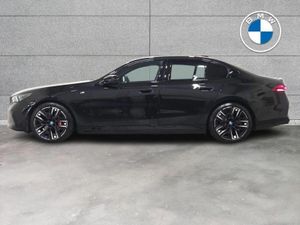 BMW i5 M60 Saloon - Image 4
