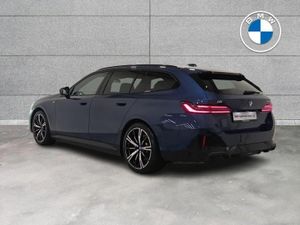 BMW i5 eDrive40 M Sport Pro Touring - Image 3