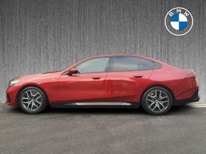 BMW i5 eDrive40 M Sport Saloon - Image 4