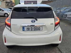 2019 (192) Toyota Aqua | White - Image 4