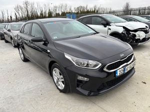 21 Ceed Van DOE 10/26 73km No damage - Image 2