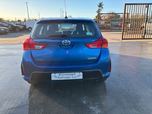 2015 Toyota Auris D4D. Light Damage - Image 4