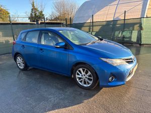 2015 Toyota Auris D4D. Light Damage - Image 3