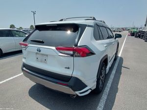 Toyota Rav4 2023 - Image 4