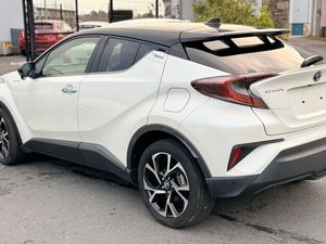 Toyota C-HR Hybrid - Image 4