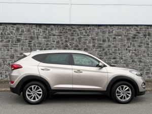 2017 Hyundai Tucson Executive 1.7CRDI  FSH - Image 4
