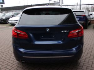 2.0D SE LUXURY EDITION 5DR ESTATE AUTOMATIC WITH O - Image 4