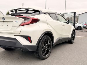 Toyota C-HR Hybrid 2019 - Image 4