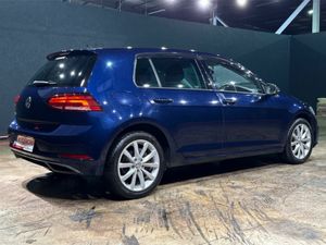 Volkswagen Golf TSI COMFORT LINE TECH EDITION - DI - Image 4