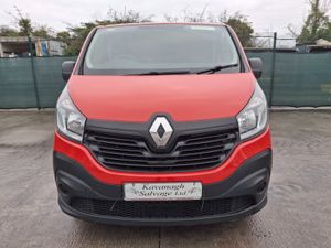 2017 Renault Trafic  Light Damage - Image 4