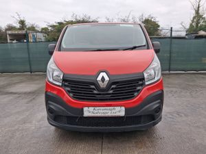 2017 Renault Trafic  Light Damage - Image 2