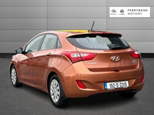 Hyundai i30 CLASSIC 5DR - Image 4