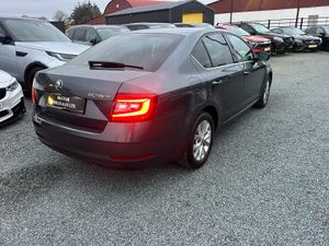 192 SKODA OCTAVIA 115 TSI 1.0 AMBIENTE LOW KMS - Image 4