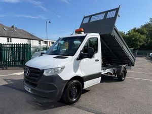 2022 Mercedes-Benz Sprinter Tipper Van - Image 3