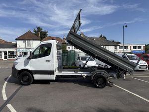 2022 Mercedes-Benz Sprinter Tipper Van - Image 4