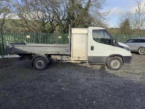 2022 Iveco Daily Tipper Van - Image 4