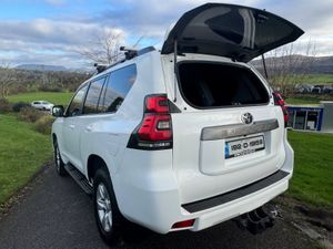 Toyota Land Cruiser 2019 + vat - Image 4