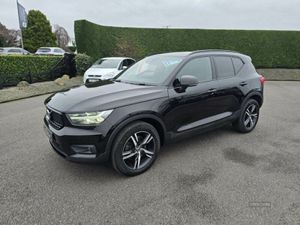 Volvo XC40 R-DESIGN - Image 2