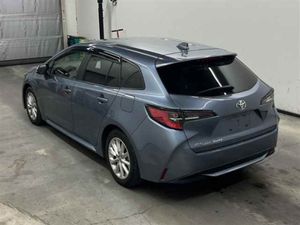 2020 Toyota Corolla Touring Hybrid - Image 3