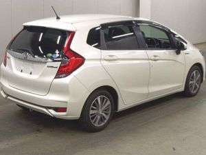 2018 Honda Fit Hybrid Automatic - Image 3