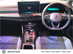 Volkswagen Golf R 2.0TSI - Image 2