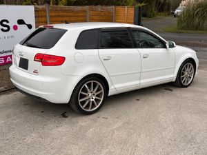 AUDI A3  SPORT AUTOMATIC - Image 4