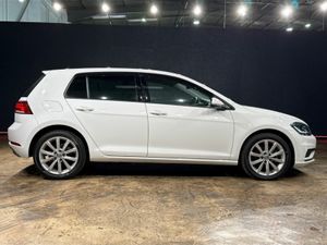 Volkswagen Golf TSI COMFORT LINE - FACTORY ALLOYS - Image 3