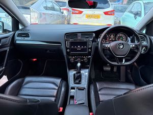 Volkswagen Golf 2017 1.4  High-line LEATHER SEATS - Image 3