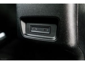 Citroen C3 ë-MAX 44kWh 115HP - Two-tone Roof - Image 4