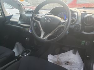Honda Fit 2013 - Image 4