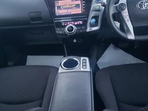 Toyota Prius alpha 5 seater 2020 - Image 4