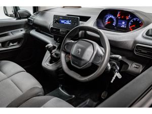Peugeot Partner Active 1.5 Diesel 100HP - €16, 950 - Image 2