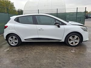 2016 Renault Clio  1.2 Petrol - Image 4