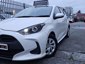 2020 Toyota Yaris - Image 2