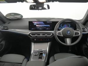 BMW i4 eDrive35 M Sport - Image 4
