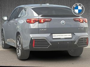 BMW iX2 eDrive20 M Sport - Image 2