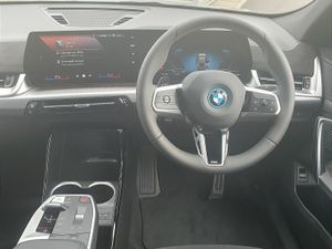 BMW iX2 eDrive20 M Sport - Image 4