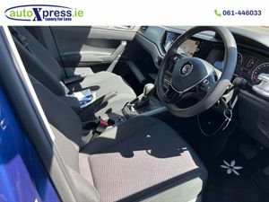 Volkswagen Polo 1.0 Automatic, Reversing camera - Image 2