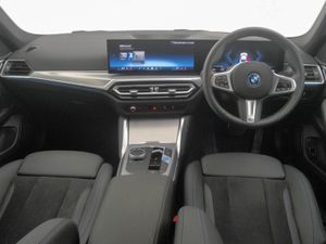 BMW i4 eDrive35 M Sport - Image 4
