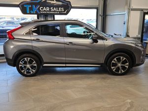 19 MITSUBISHI ECLIPSE CROSS PETROL - Image 3