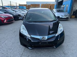 2013 Honda Fit Hybrid Automatic - Image 2
