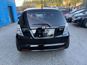 2013 Honda Fit Hybrid Automatic - Image 4