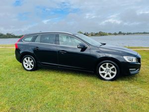 Volvo V60 D4 SE LUXURY 181BHP AUTO - Image 3