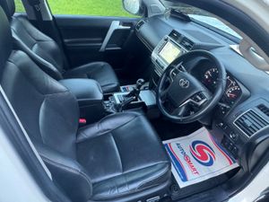 Toyota Land Cruiser 2018 7 seater prado - Image 4