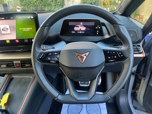 Cupra Born 58KWH // VERY LOW MILEAGE // 18" ALLOYS - Image 4